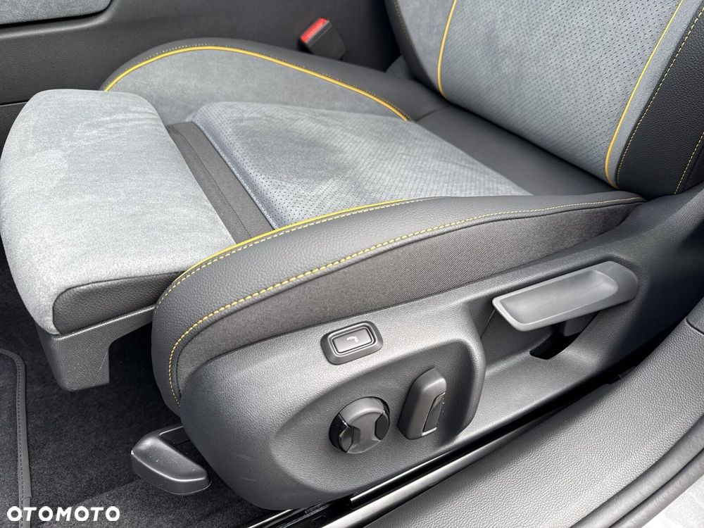 Skoda Superb 2.0 TSI Selection DSG - 13