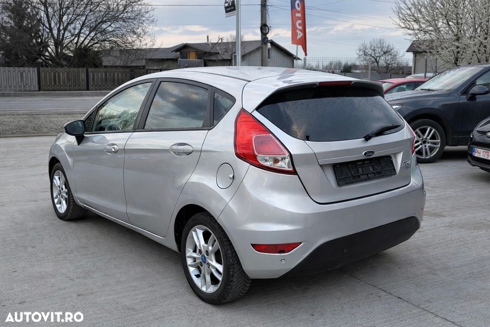 Ford Fiesta 1.6 TDCI Titanium - 5