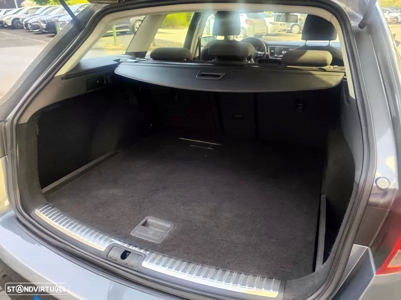 SEAT Leon ST 1.6 TDI Style Ecomotive - 6