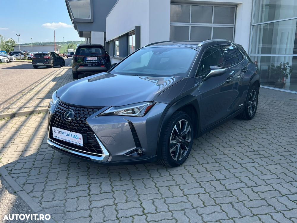 Lexus UX 250h (E-FOUR) Executive Line - 8