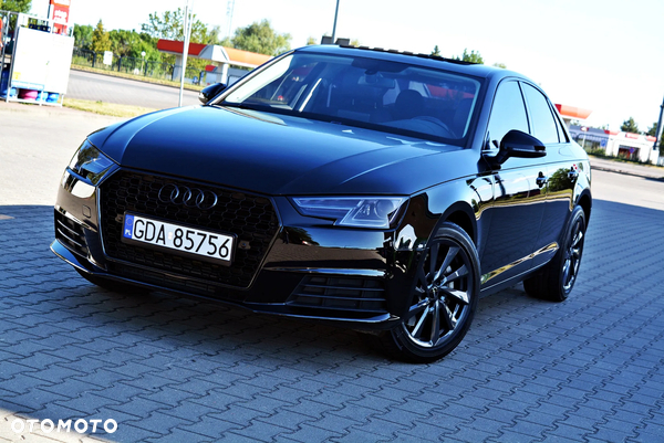 Audi A4 45 TFSI quattro S tronic sport