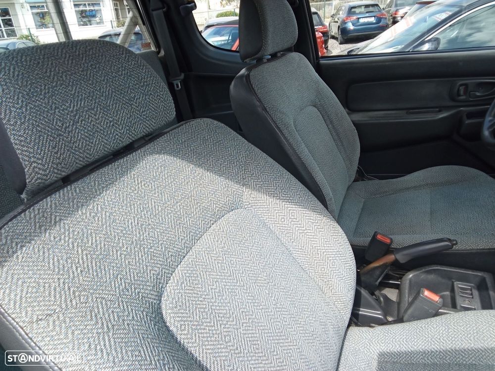 Mitsubishi L200 2.5 TD - 20