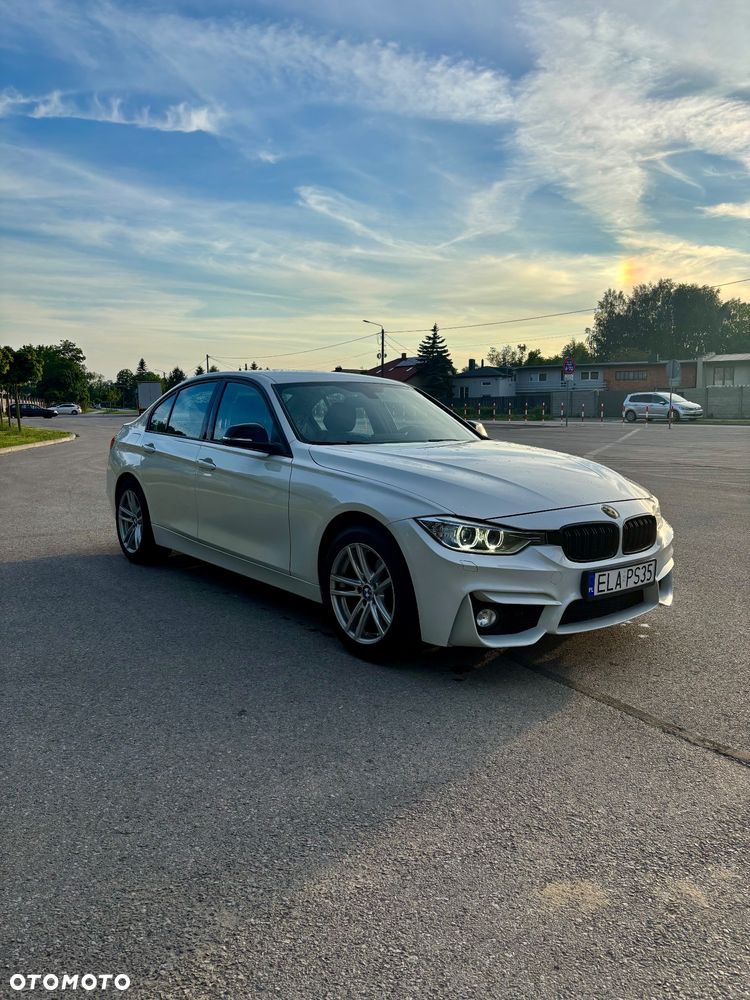 BMW Seria 3 318d Sport Line - 1