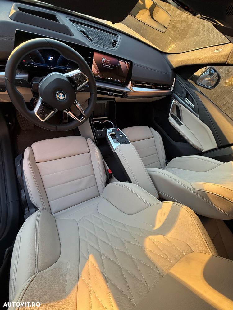 BMW iX2 xDrive30 - 7