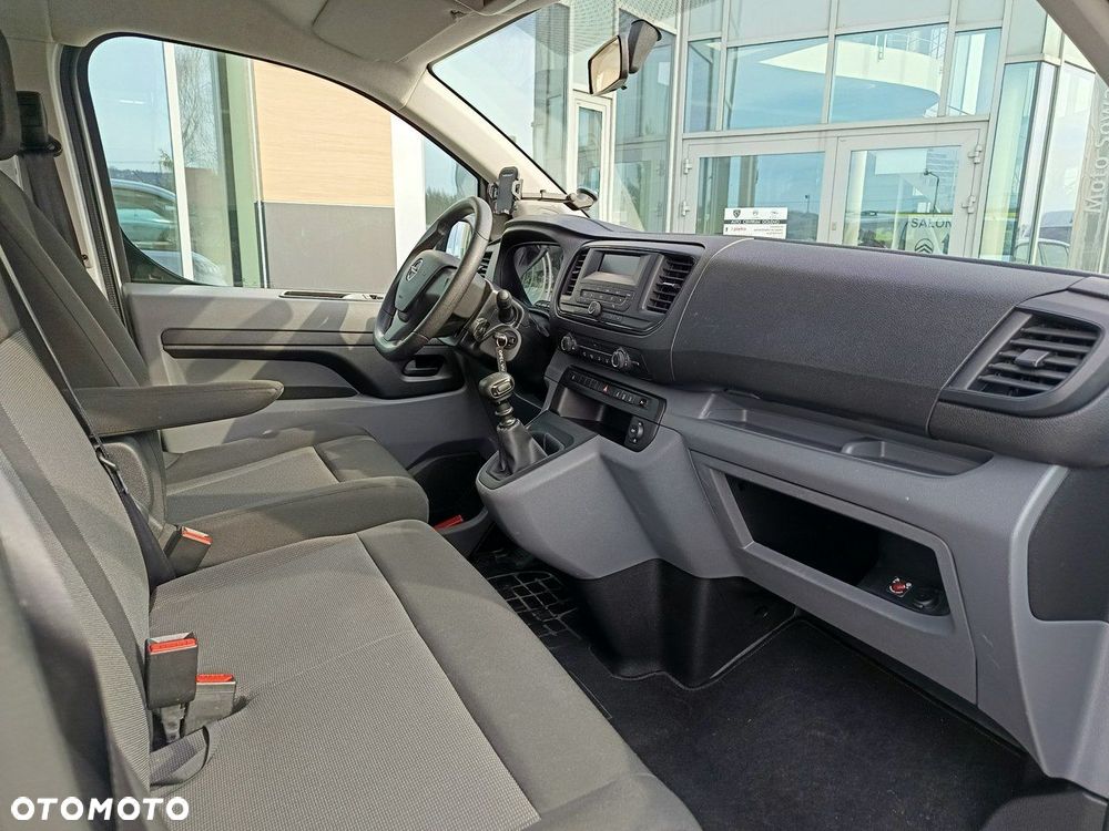 Opel Vivaro - 10