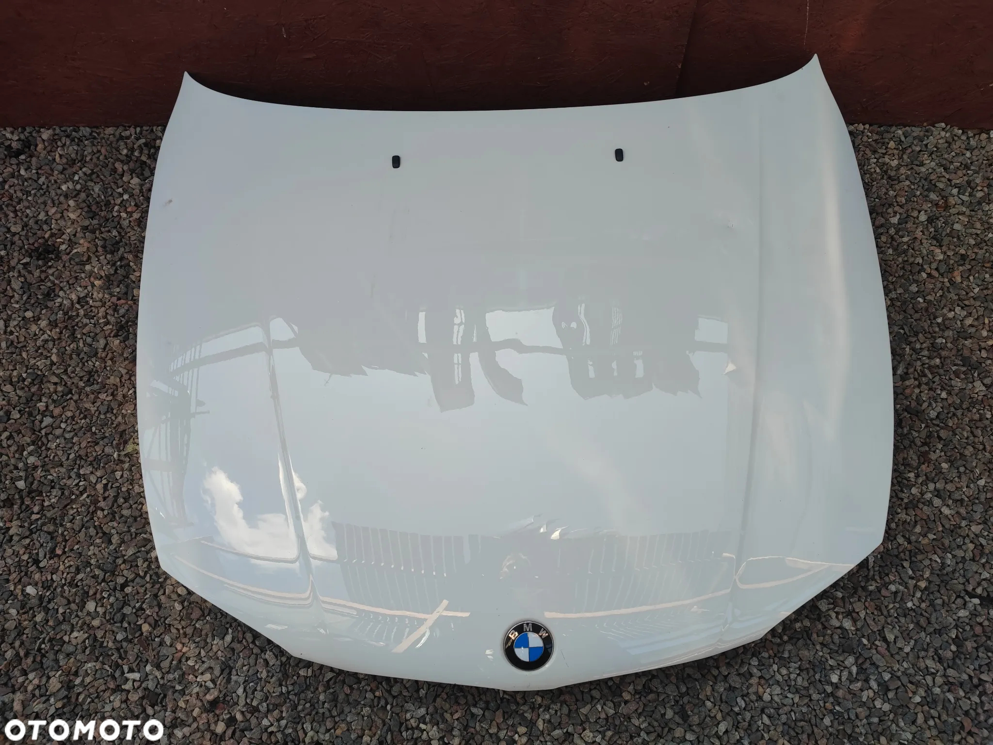 BMW E81 / E82 / E87 / E87LCI / E88  ORYGINALNA MASKA PZEDNIA / POKRYWA SILNIKA PRZÓD W KOLORZE BIAŁYM  ALPINEWEISS III O KODZIE A300 O NR. 41 62 7 162 102 / 41 61 4 415 290 / 41 62 7 134 070 OEM W DOBRYM STANIE - 3