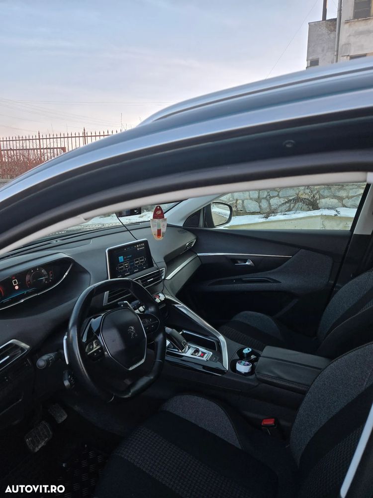 Peugeot 5008 BlueHDI 130 EAT8 Allure - 7
