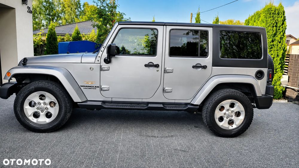 Jeep Wrangler 3.6 Unlim Sahara - 2