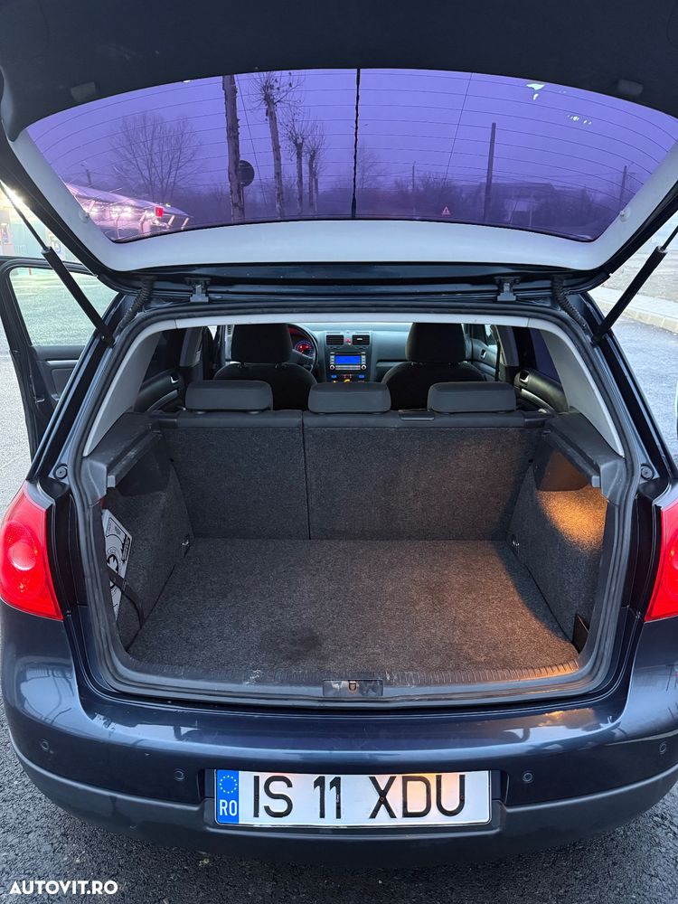 Volkswagen Golf 1.9 TDI DPF Tour - 15