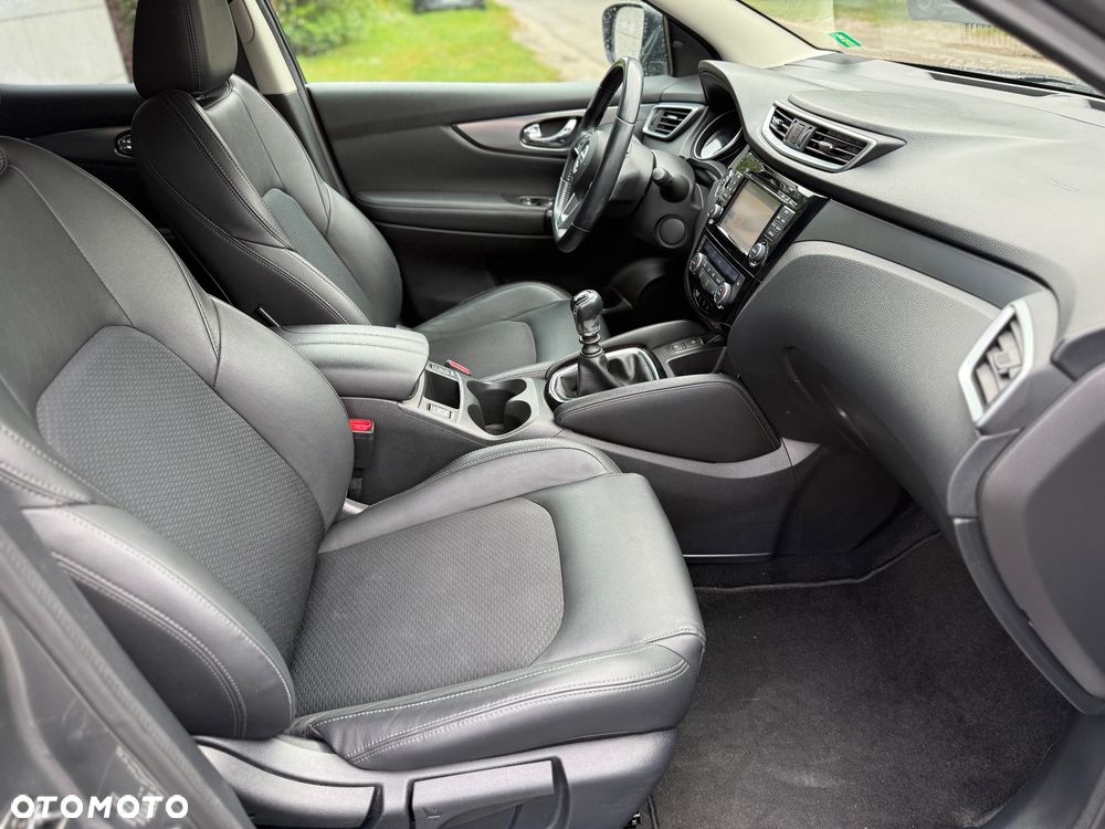 Nissan Qashqai 1.6 DIG-T Tekna+ - 12