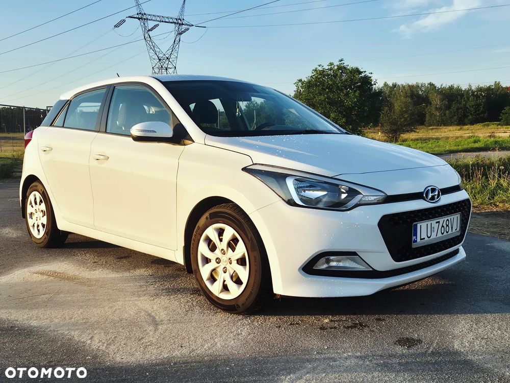 Hyundai i20 - 13