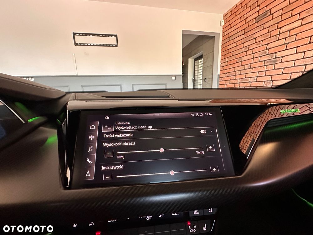 Audi e-tron GT - 16