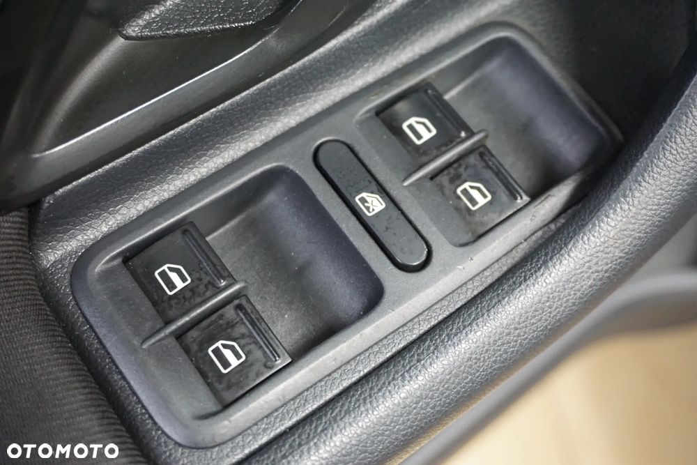 Skoda Roomster 1.2 12V HTP - 28