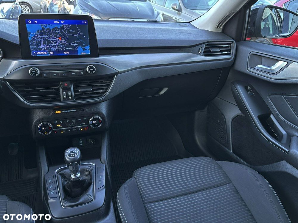 Ford Focus - 26