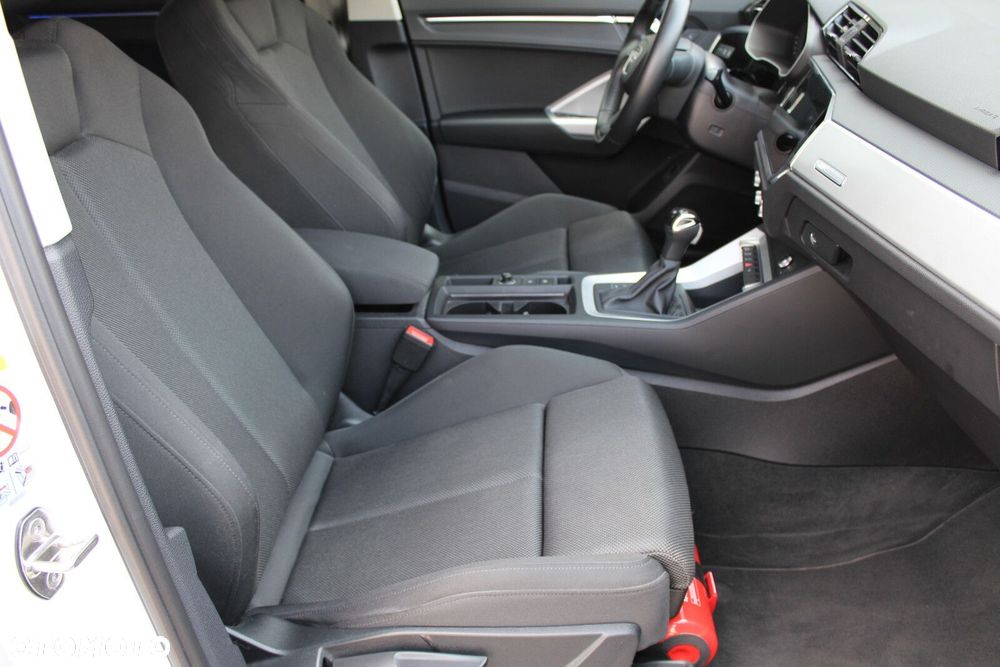 Audi Q3 Sportback - 16
