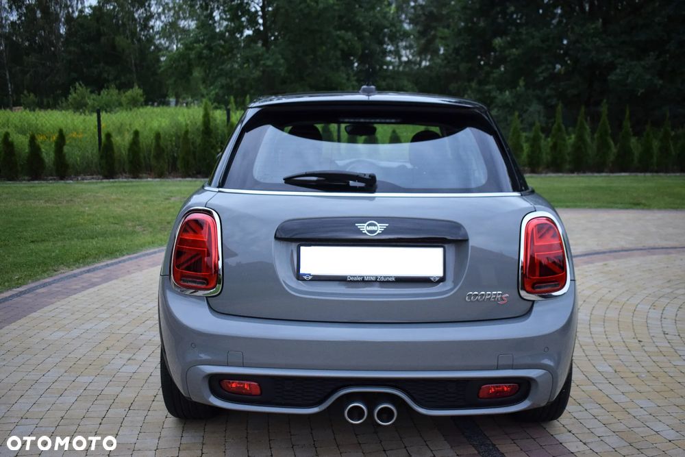 MINI Cooper S Standard - 8