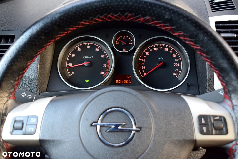 Opel Zafira 1.8 Innovation 110 Jahre - 12