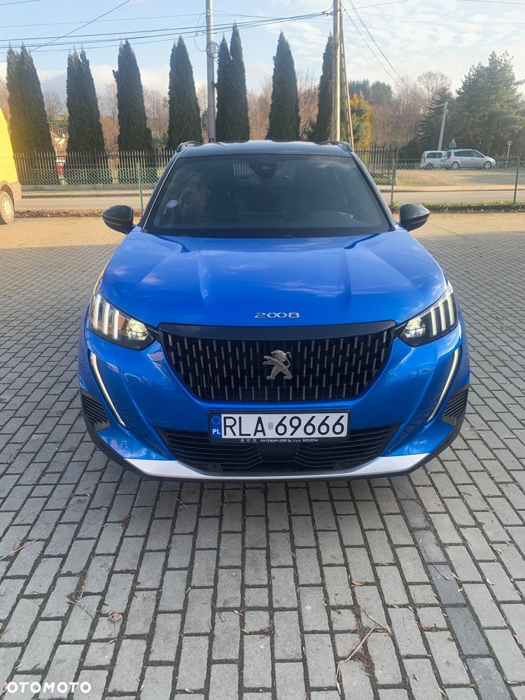 Peugeot 2008 PureTech 130 EAT8 GT - 6
