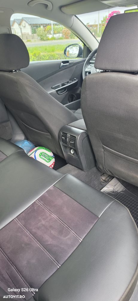Volkswagen Passat 2.0 TDI Comfortline DPF - 4