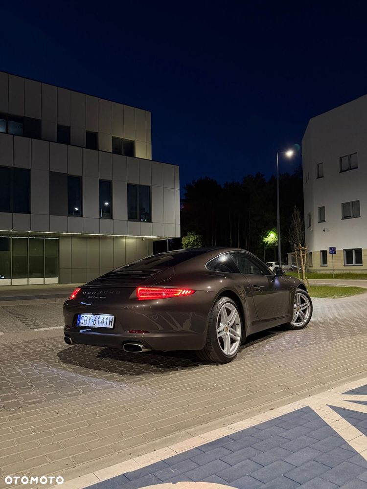 Porsche 911 Carrera PDK - 12