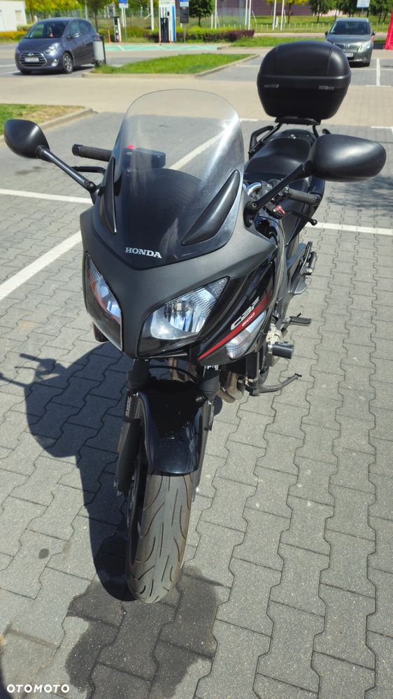 Honda CBF - 9