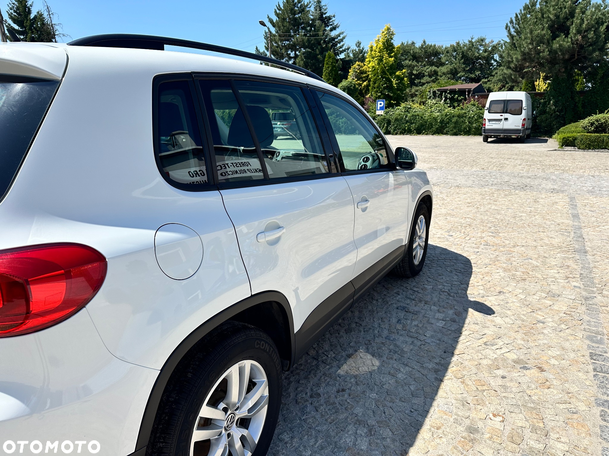 Volkswagen Tiguan 1.4 TSI BlueMotion Technology Trend & Fun - 10