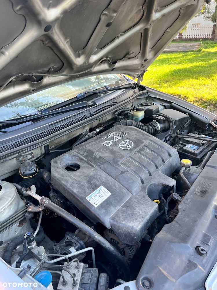 Toyota Corolla - 4