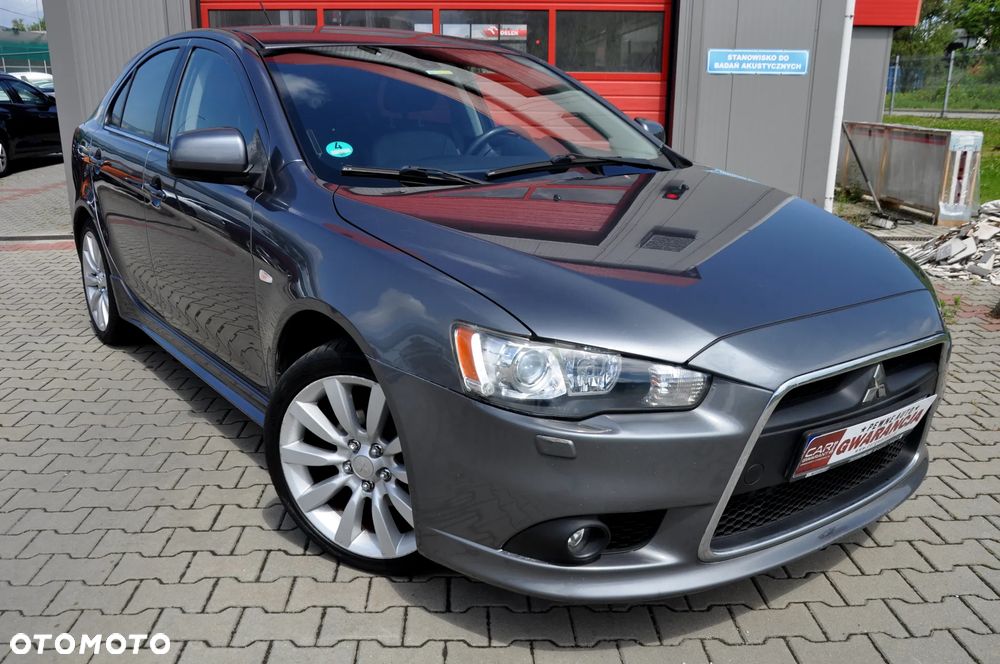 Mitsubishi Lancer 1.8 CVT Intense - 10