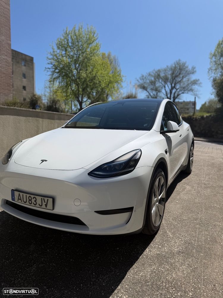 Tesla Model Y RWD - 2
