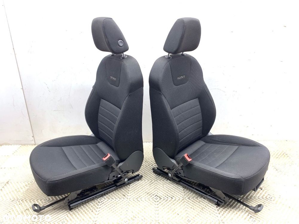 FOTELE KANAPA KOMPLET SCOUT  SKODA OCTAVIA III Combi (5E5, 5E6) 2012 - 2022 2.0 TDI / TDI RS 4x4 135 - 5