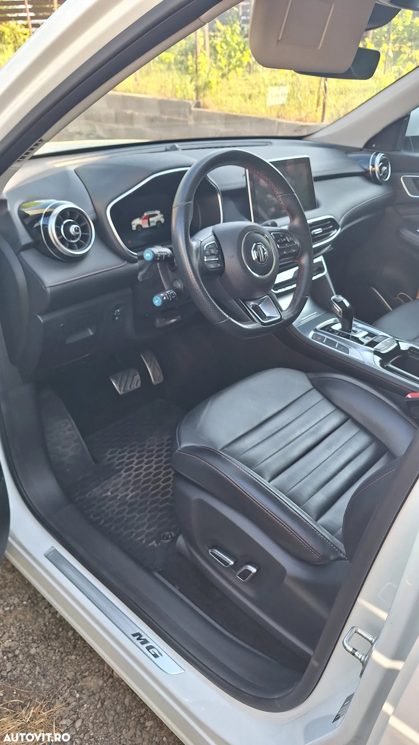 MG EHS 1.5T-GDI PHEV Luxury - 7