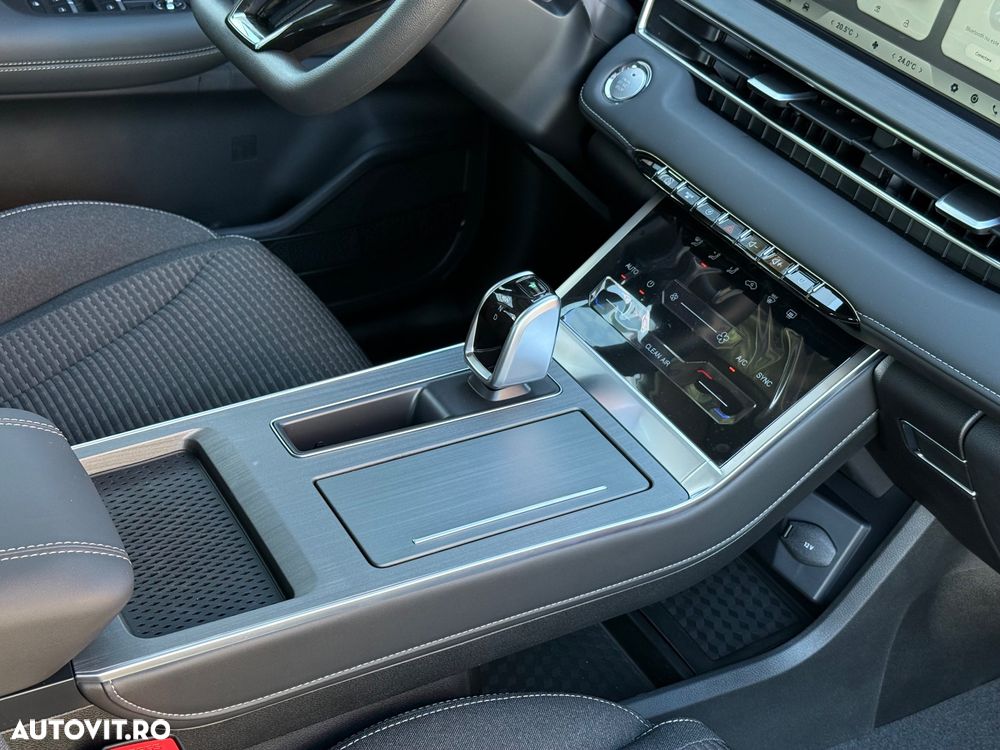 Chery Tiggo 4 1.5 TGDI DHT HEV Comfort - 35