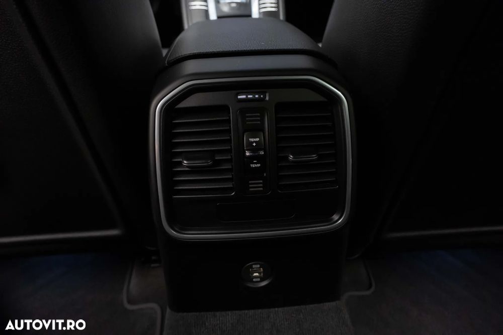 Porsche Macan Standard - 28