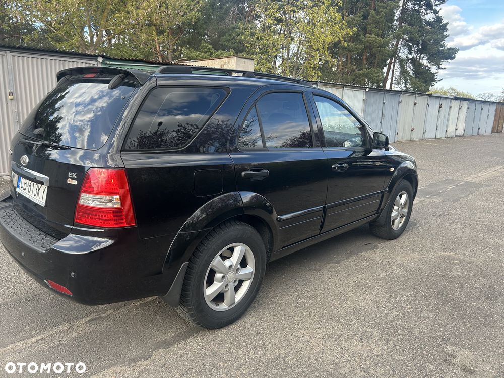 Kia Sorento - 4