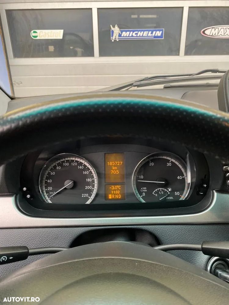 Mercedes-Benz Viano 2.2 CDI DPF lang 4Matic Automatik Trend - 5