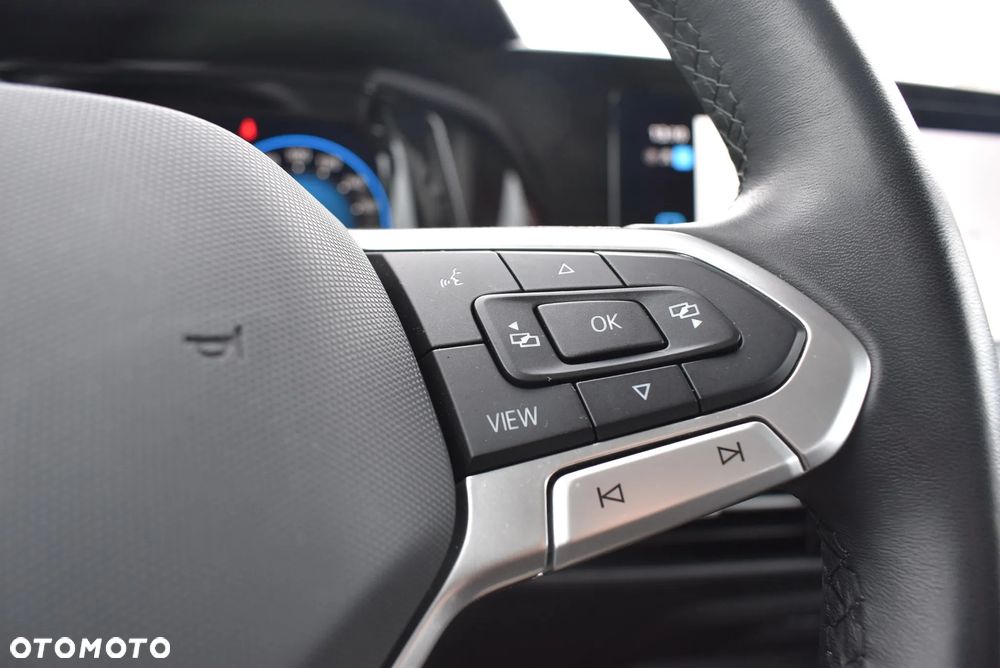 Volkswagen Golf 1.5 eTSI OPF DSG Life - 27