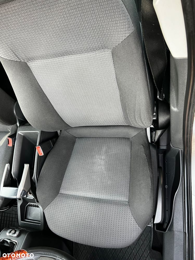 Opel Zafira 1.9 CDTI - 16