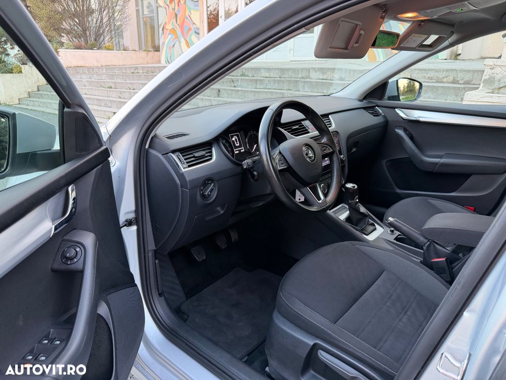 Skoda Octavia 1.6 TDI (Green tec) Ambition - 6