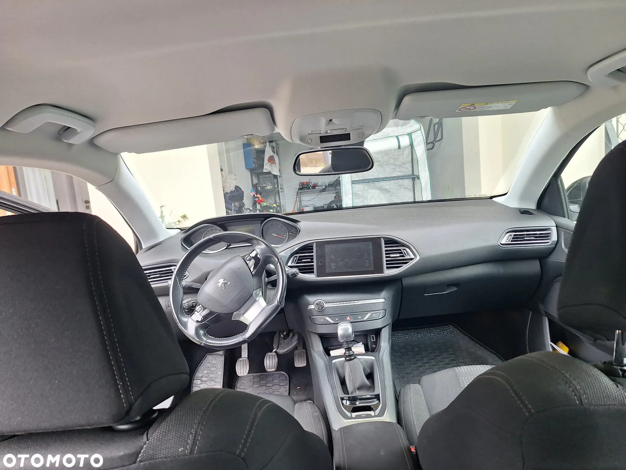 Peugeot 308 1.2 PureTech Allure S&S - 9
