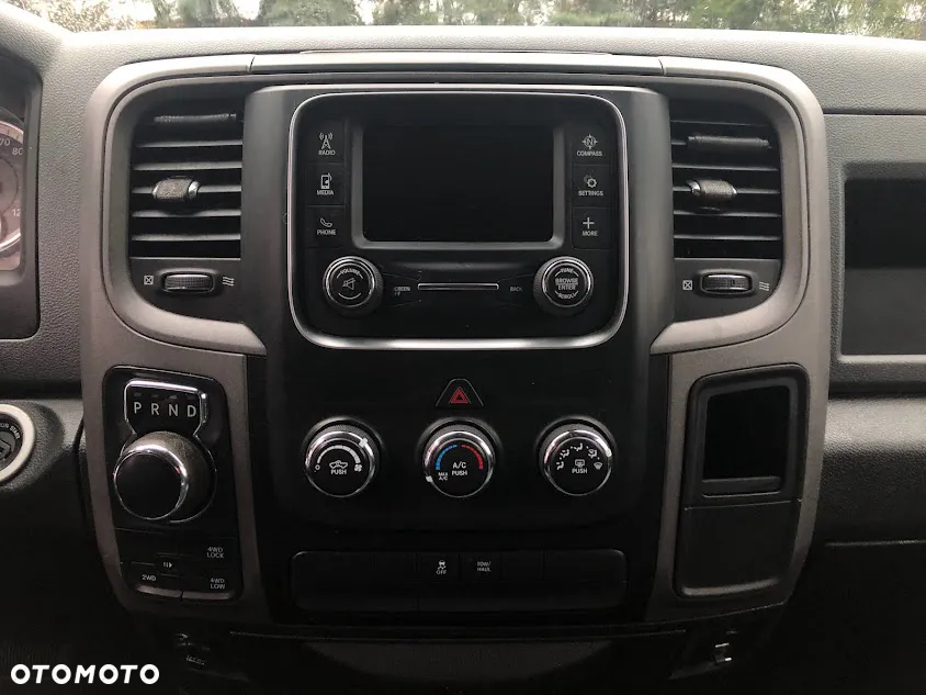 RAM 1500 - 9
