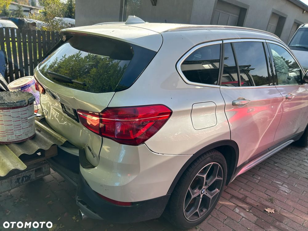 BMW X1 xDrive25i xLine - 18