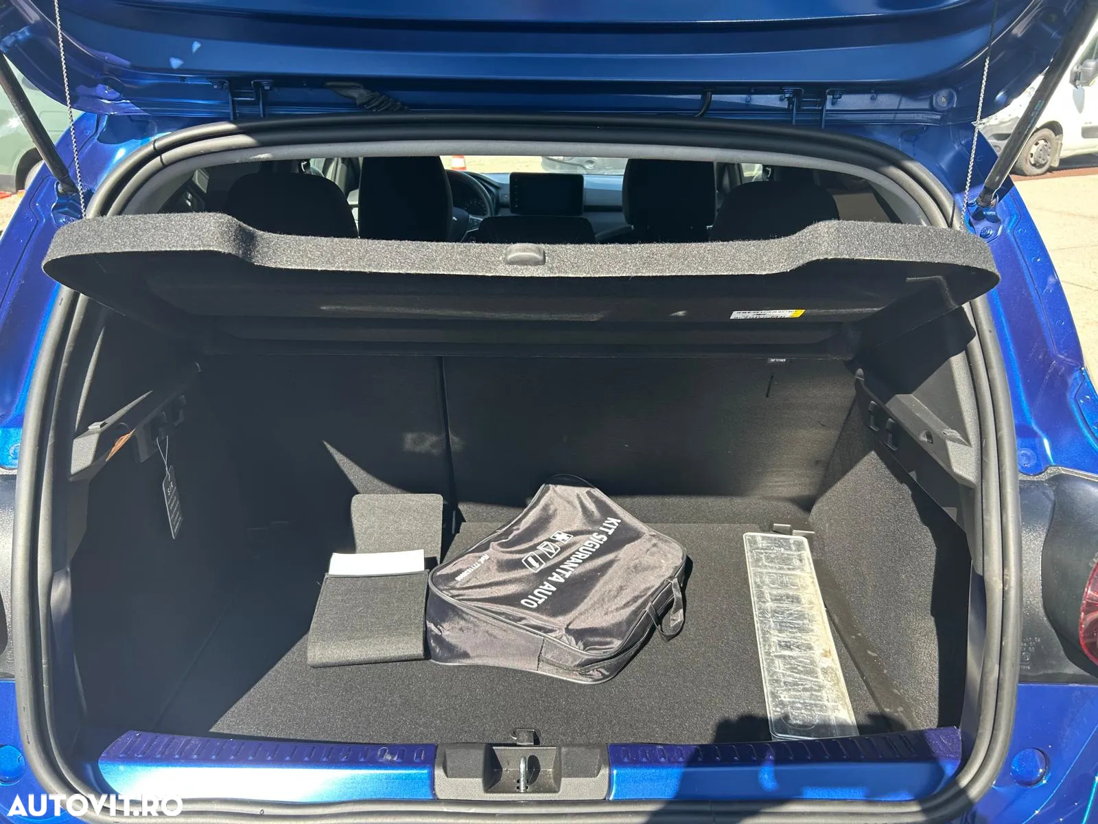 Dacia Sandero Stepway TCe 90 MT6 Extreme - 3