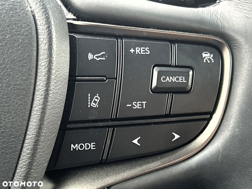 Lexus UX 250h GPF F Sport Design+ 2WD - 28