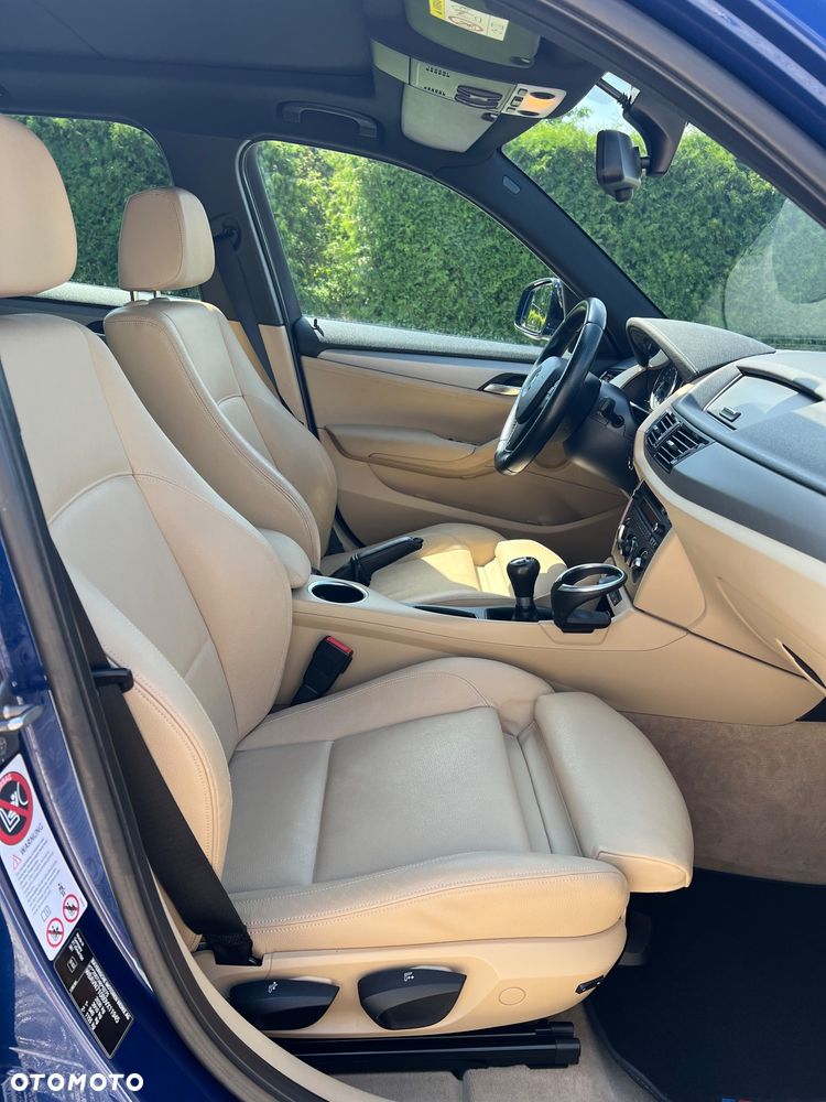 BMW X1 sDrive18d Sport Line - 6