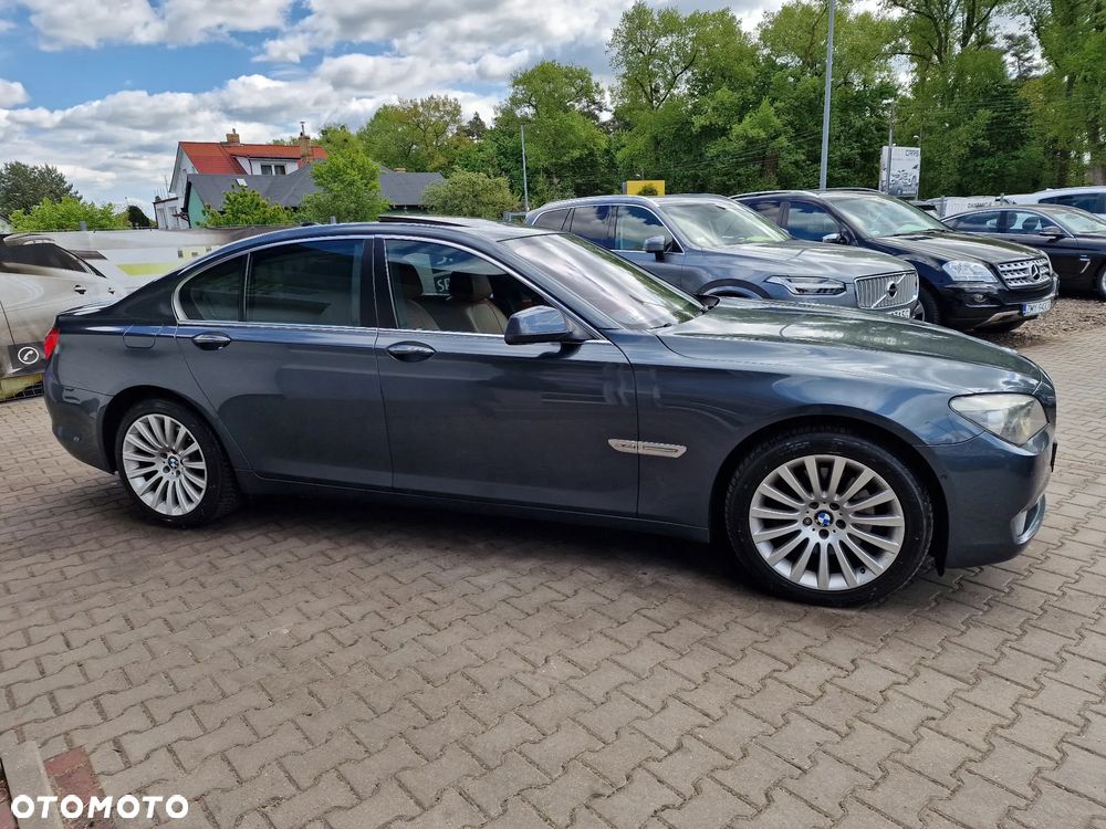 BMW Seria 7 740d - 11