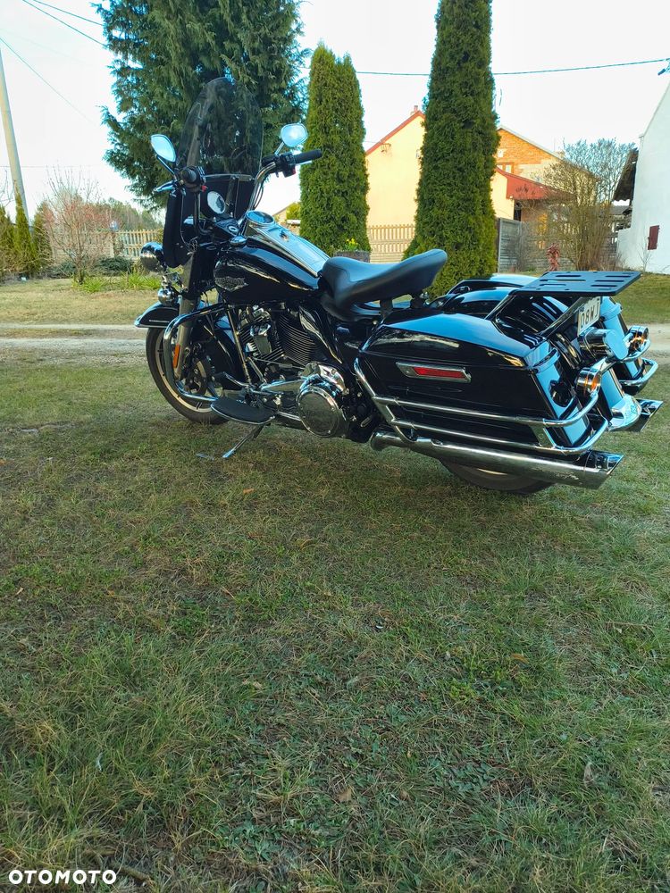 Harley-Davidson Touring Road King - 4
