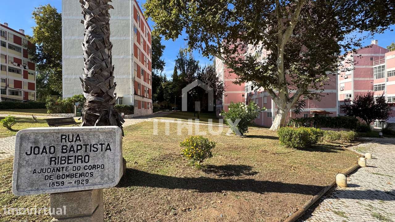 Apartamento T3 Duplex em Benfica, Bairro do Charquinho, Lisboa - Grande imagem: 2/26
