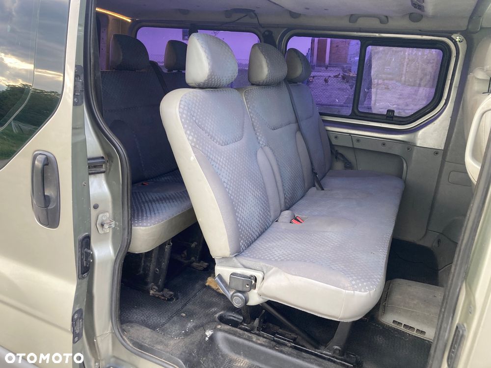 Renault Trafic L1H1 Passenger Lux - 9