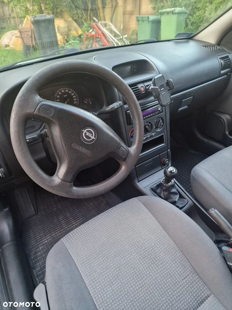 Opel Astra - 13