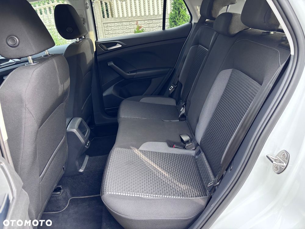Volkswagen T-Cross - 14